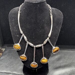 Elegant Silver and Brown Necklace